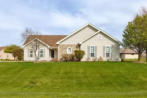 5223 High Rdg, Trenton, WI 53095