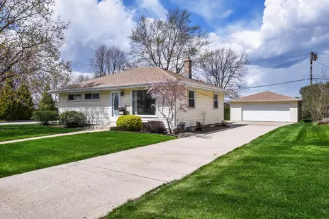202 Beech, Grafton, WI 53024