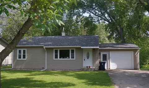 1371 County Road Ss # A, Onalaska, WI 54650