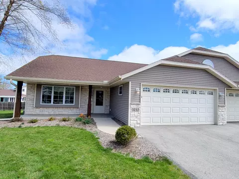 3212 Sanctuary, South Milwaukee, WI 53172
