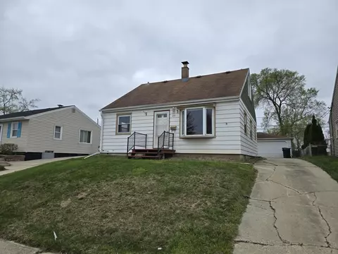 1307 Sherman, South Milwaukee, WI 53172