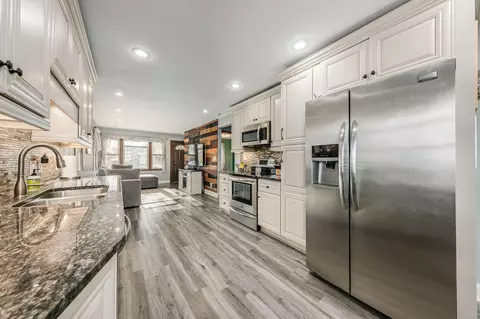 2344 S 83rd, West Allis, WI 53219