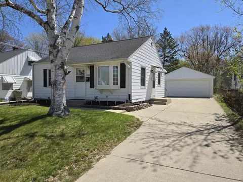 3768 N 74th, Milwaukee, WI 53216