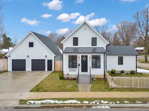 w53n565 Highland, Cedarburg, WI 53012