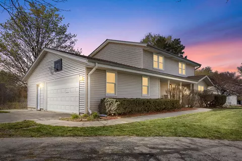 7785 S S Msn, Franklin, WI 53132