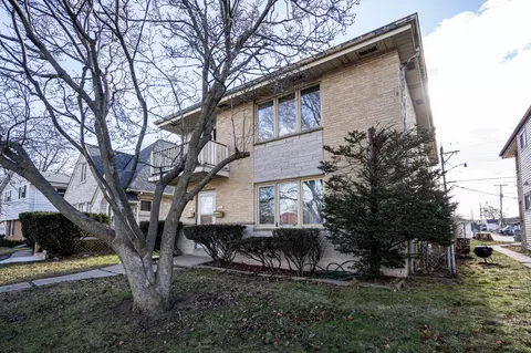 9013 W Hampton #9015, Milwaukee, WI 53225