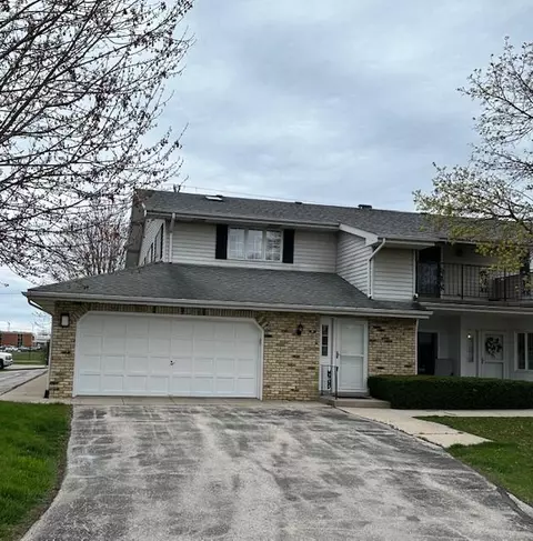 8610 30th #204, Kenosha, WI 53142