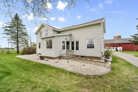 6015 Koelpin, Black Wolf, WI 54902