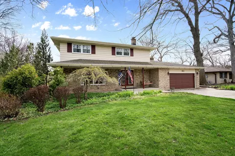 811 95th, Pleasant Prairie, WI 53158