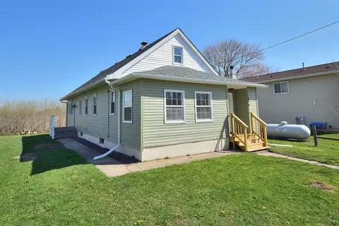 8240 Iverson, Norway, WI 53185