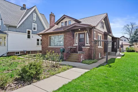 711 Michigan, South Milwaukee, WI 53172