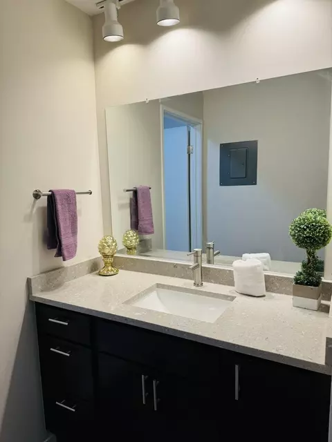 9097 N Park Plz, Brown Deer, WI 53223