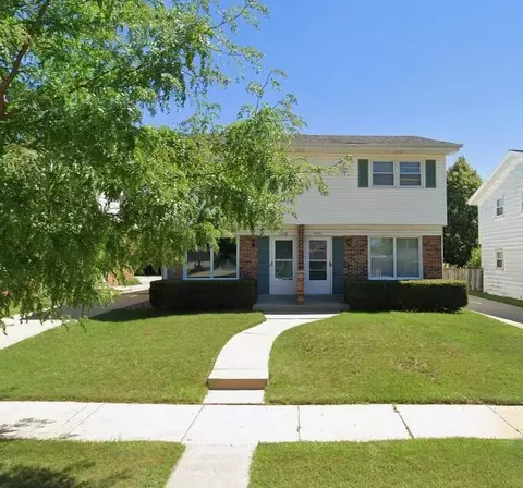 5652 S 29th #5654, Milwaukee, WI 53221