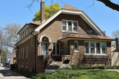 1818 E Newberry #1820, Milwaukee, WI 53211