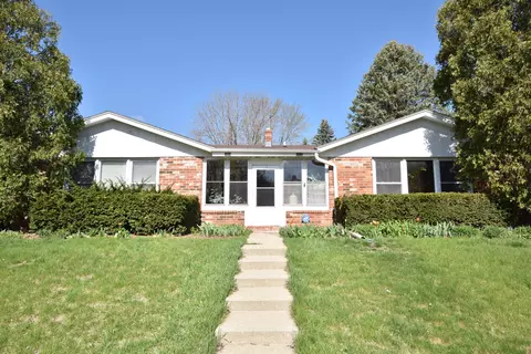 1862 Haymarket #1864, Waukesha, WI 53189
