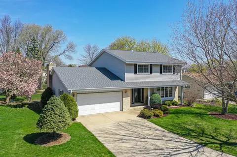 4482 Skylark, Greendale, WI 53129