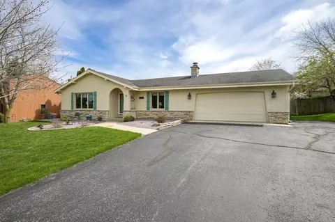 5741 Ridgecrest, Mount Pleasant, WI 53403
