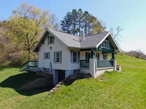 31058 Jaquish Holw, Ithaca, WI 53581