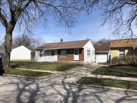 3614 W Marion, Milwaukee, WI 53216