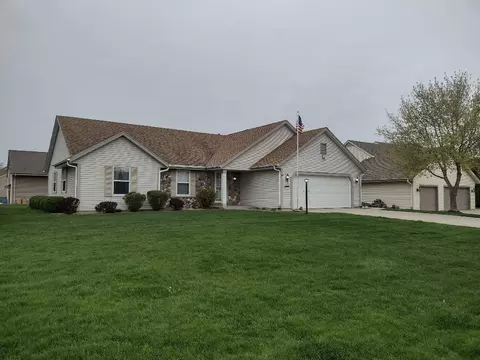 11755 W Whitaker, Greenfield, WI 53228