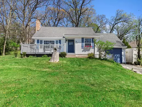 w3810 Locust Drive, Geneva, WI 53147