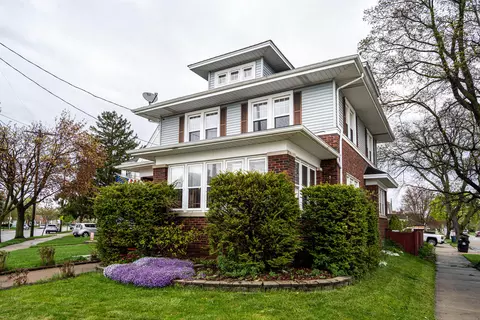 2427 Taylor, Racine, WI 53403