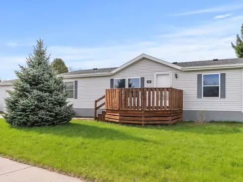 304 Park, Mishicot, WI 54228