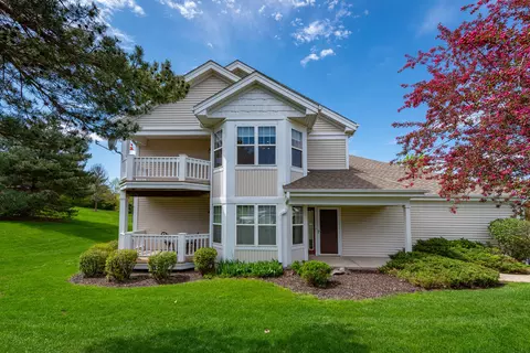 7083 W Rawson, Franklin, WI 53132
