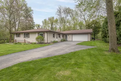3600 S Canary, New Berlin, WI 53146