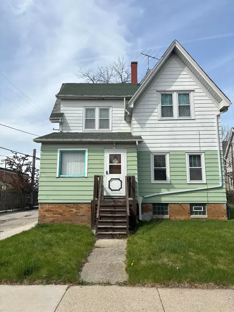 218 W Hadley #218A, Milwaukee, WI 53212