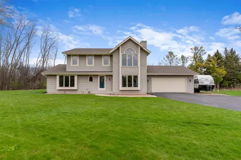 10038 N Brookdale, Mequon, WI 53092