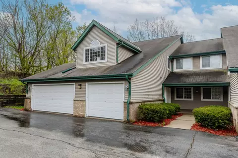6080 S Crosswinds #7, Cudahy, WI 53110