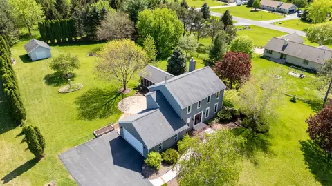 s23w36233 Countryside, Ottawa, WI 53118