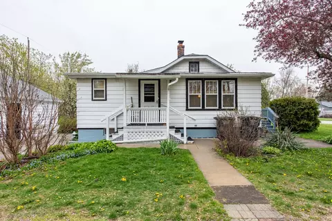 6822 250th, Paddock Lake, WI 53168
