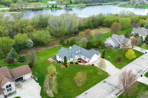877 Green Bay, Mayville, WI 53050