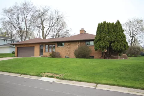 724 17th, South Milwaukee, WI 53172