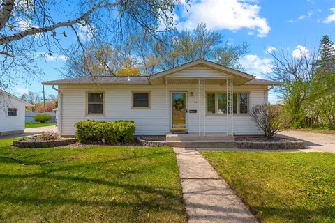 757 8th, Grafton, WI 53024