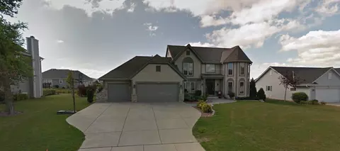4907 W Berkshire, Franklin, WI 53132