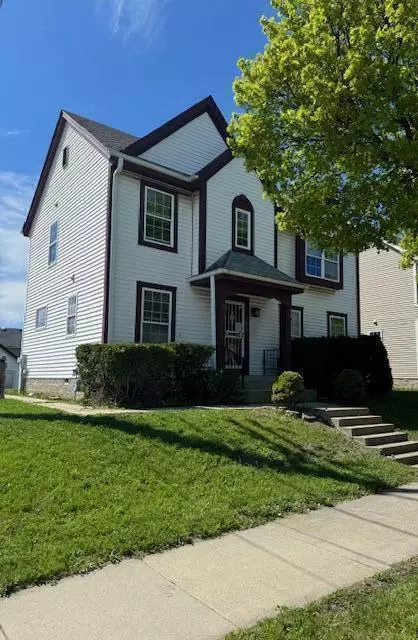 1723 N 20th, Milwaukee, WI 53205