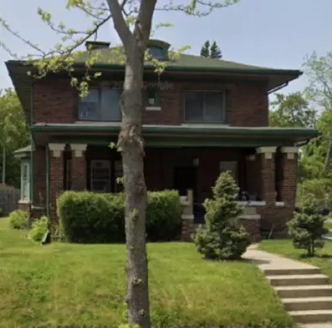932 Lasalle, Racine, WI 53404