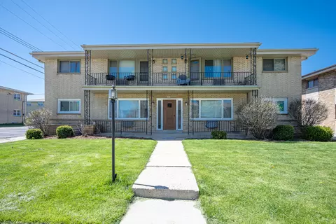 3053 S 83rd, West Allis, WI 53219