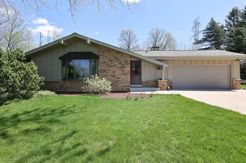 s45w22061 Tansdale, Waukesha, WI 53189