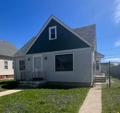 4022 N 6th, Milwaukee, WI 53212