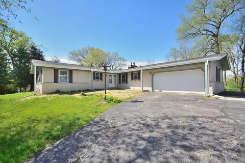 4404 Sunset, Waterford, WI 53185