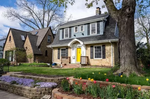 4247 S Austin, Milwaukee, WI 53207