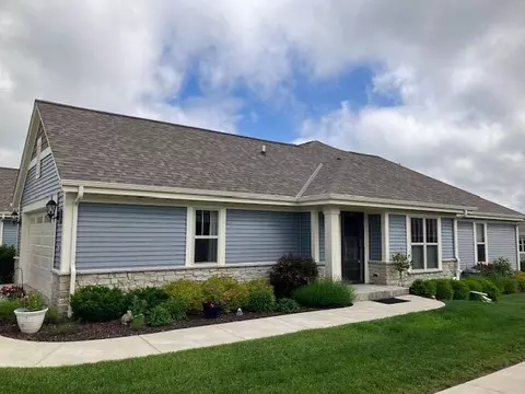 306 Markham #202, Eagle, WI 53119