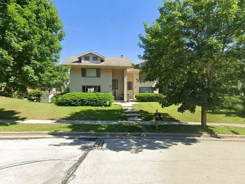 1535 Dover, Waukesha, WI 53186