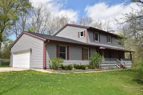 2039 Virginia, Cedarburg, WI 53024
