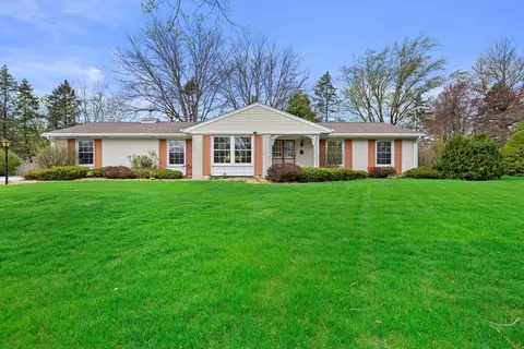 4522 Apple Tree, Racine, WI 53405