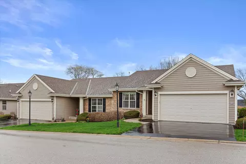 429 Woodfield, Waterford, WI 53185